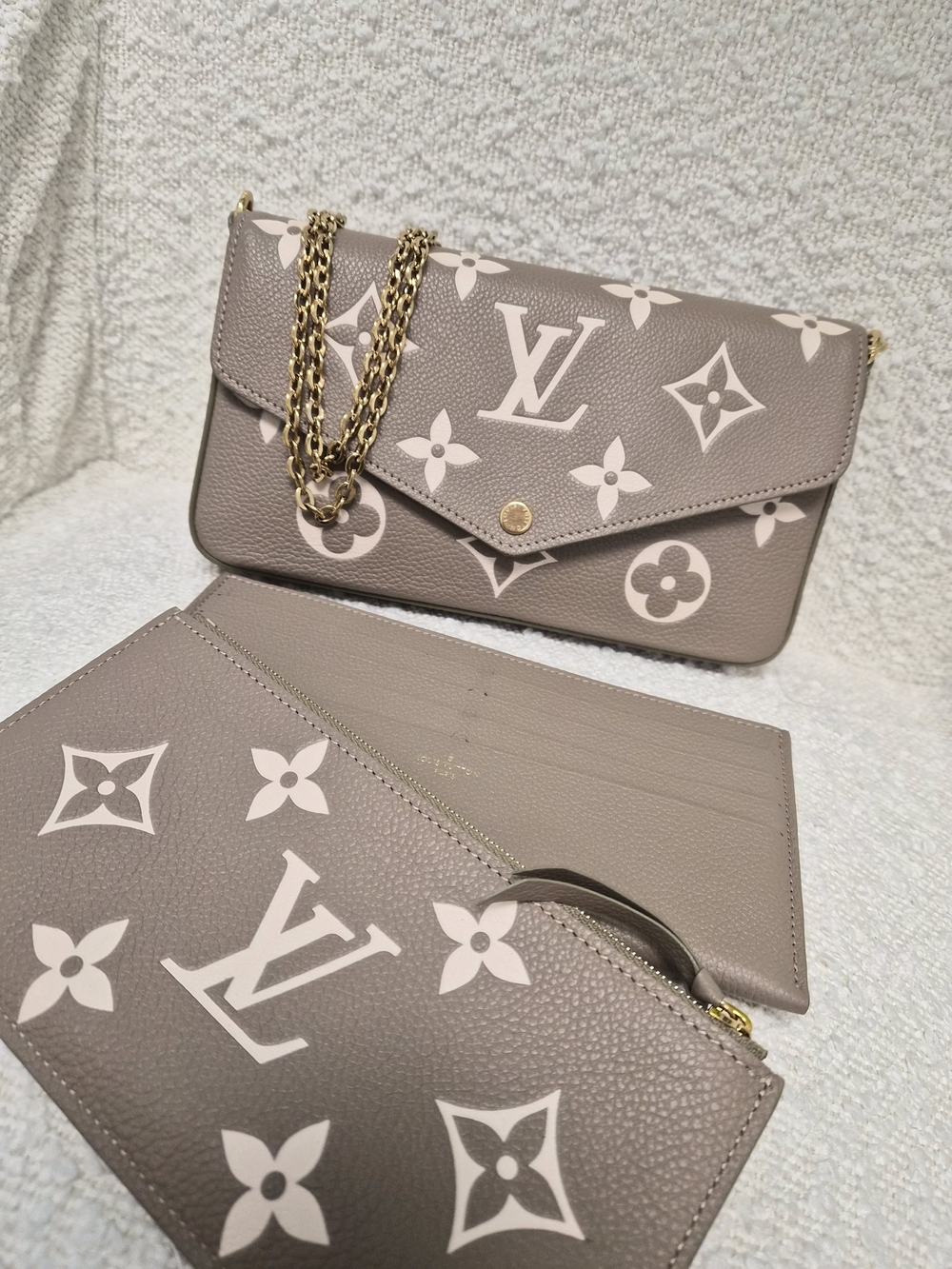 Louis Vuitton Pochette Félicie In Monogram Empreinte Leather